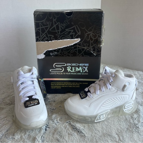 Skechers Remix Kids White Light-Up Sneakers New Size 13 Little Girls - Picture 1 of 9